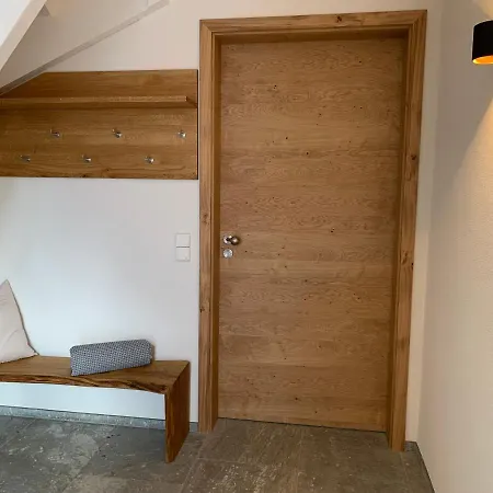 Miyama Apartment *